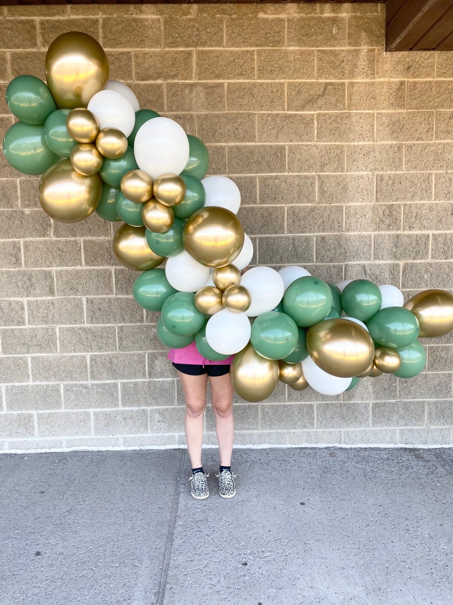 Balloon Garland - Sage Green and Gold - POPPartyballoons
